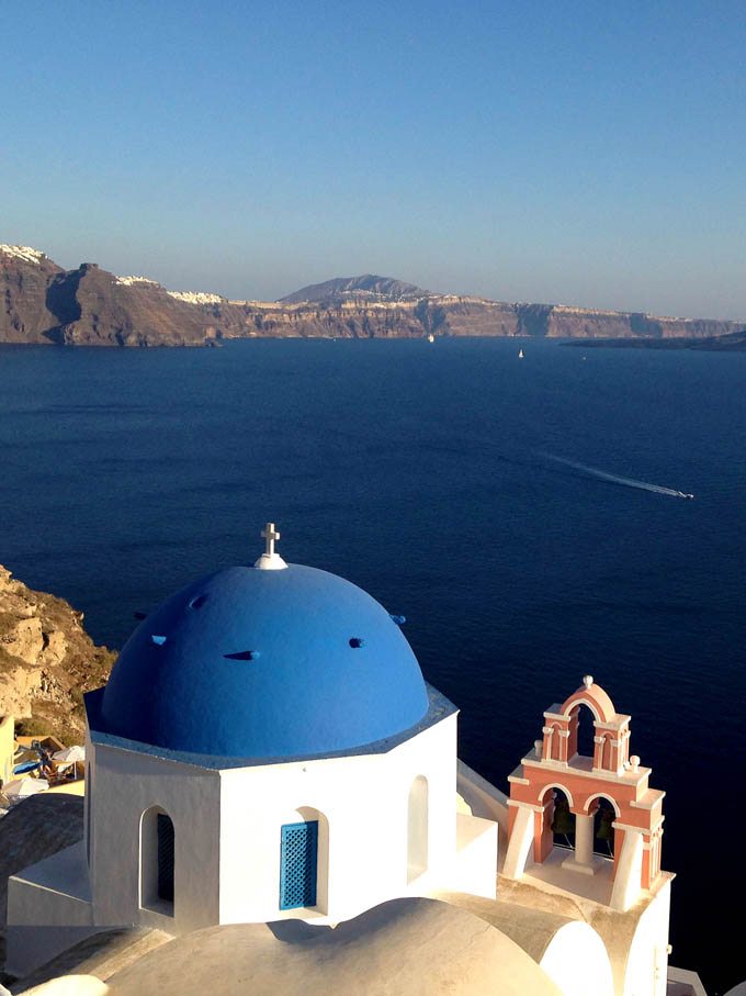 blue dome santorini greece iphone honeymoon wallpaper1 iphone5c