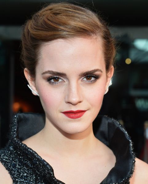 [World News] View - Emma Watson Makeup: Best Beauty Looks Of Emma ...