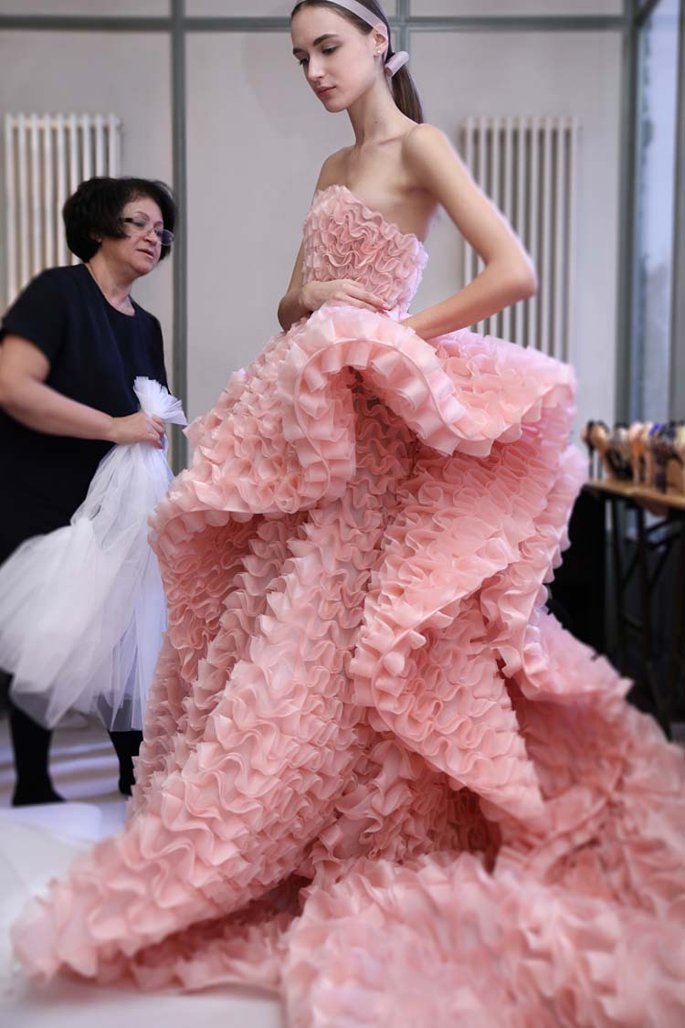 Making of Ralph & Russo Couture SS16: Behind the Scenes