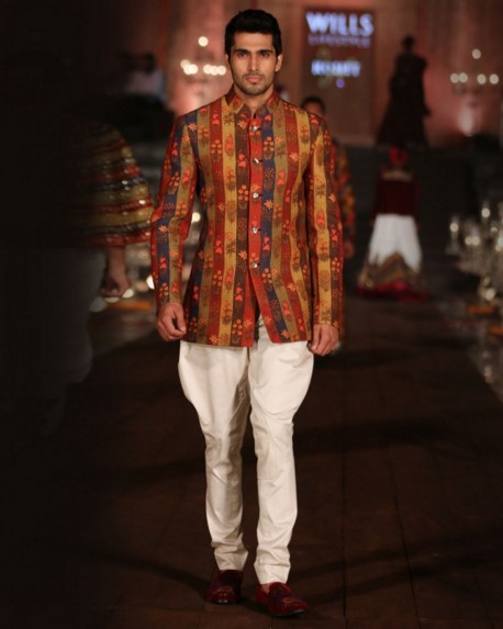 Indian Wedding Guest Outfits for Men | Kurtas