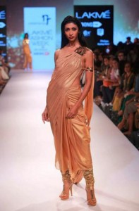 latest-saree-trends-2016-designs-designer-pre-draped-concept-nikhil-thampi