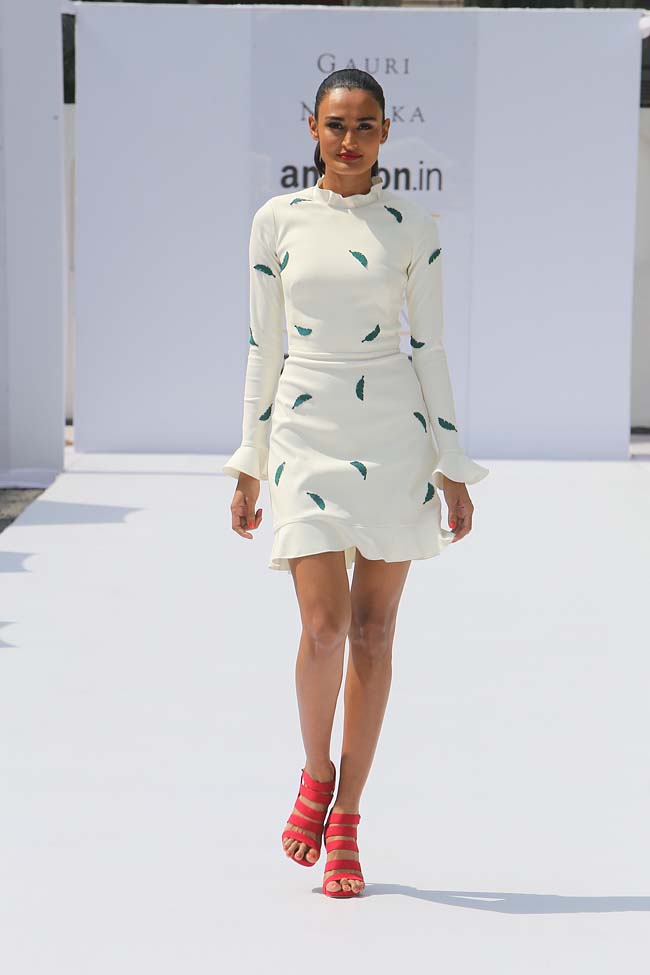 gauri-nainika-aw16-dress-aifw-amazon-india-fashion-week-2016-autumn-winter-summer (1)-white-mini-dress