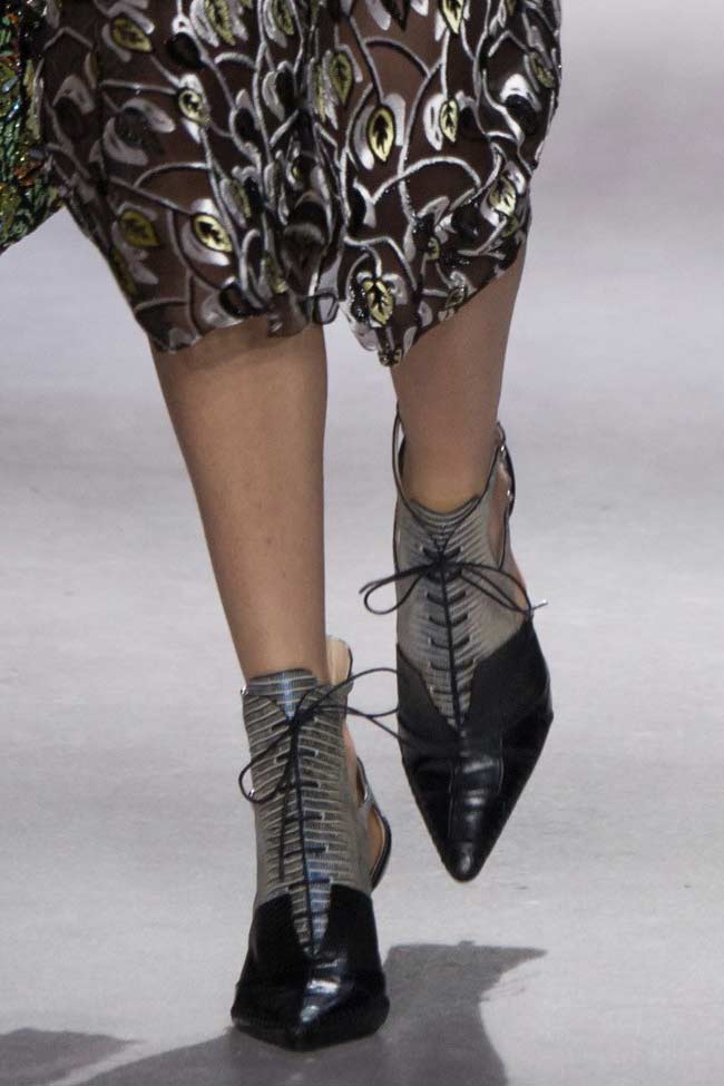 dior-pointed-shoes--toe-booties-fw16-fall-winter-2016-latest-fashion-trends