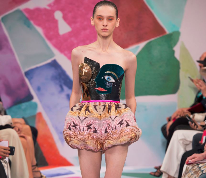 The Solar Circus: Schiaparelli Haute Couture Fall/Winter 2016-17 Show