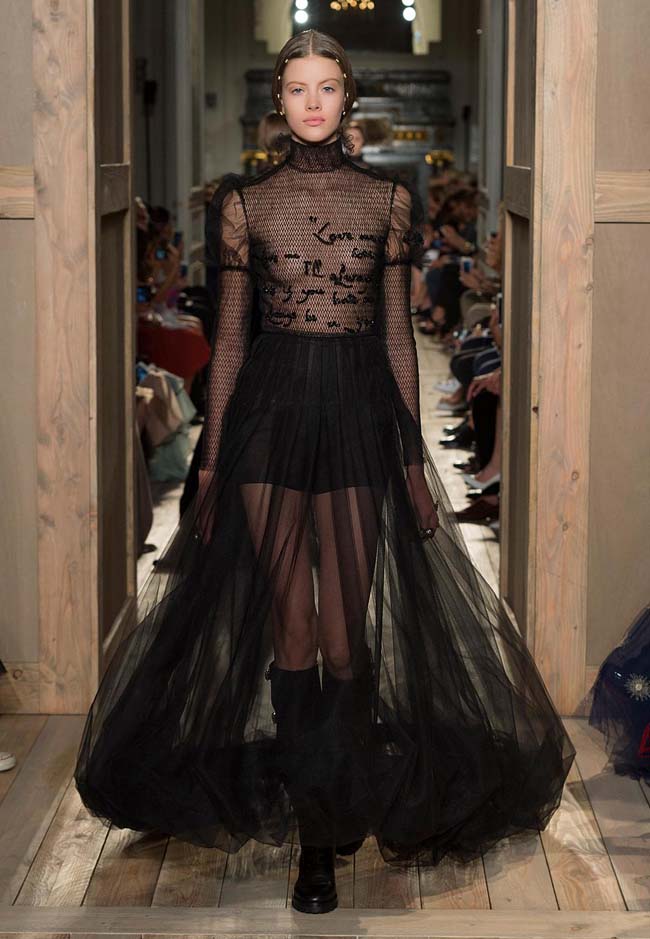 valentino-fall-winter-2016-couture-fashion-show-collection (31)-black-nude-long-gown
