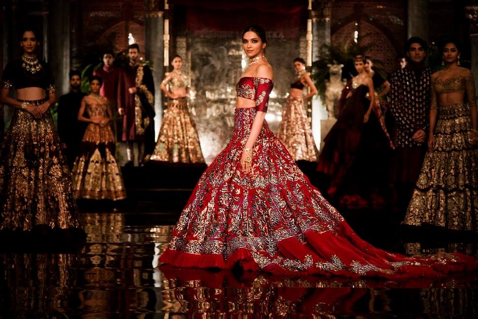 latest one piece dress design by manish malhotra