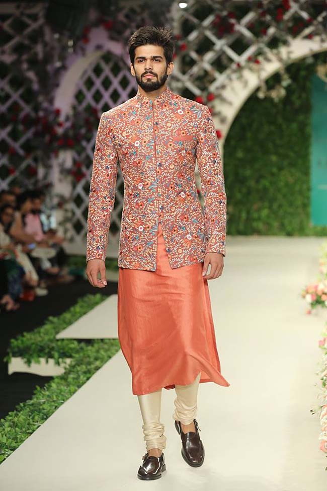 varun-bahl-India-Couture-Week-2016-collection-orange-sherwani-floral-jacket-tight-pant (11)