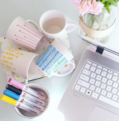 7 Awesome Workstation Decor Ideas That'll Brighten Up Your Mondays