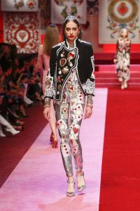 dolce-and-gabbana-spring-summer-2018-ss18-rtw (33)-silver-metallic-jumpsuit