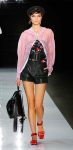 emporio-armani-spring-summer-2018-ss18-rtw-collection (7)-pink-jacket