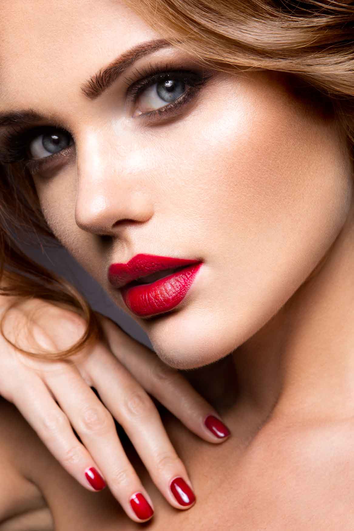 best mac red lipstick for blondes