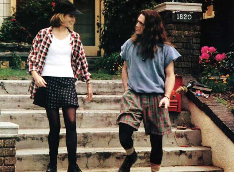 90s grunge girl fashion