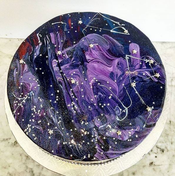 best-latest-cake-art-trends-galaxy-mirror-glaze-cakes