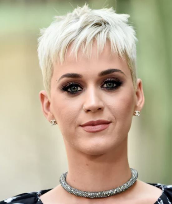 67 Very Short Pixie Haircuts for Confident Women