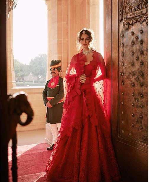 red bridal lehenga designs 2019