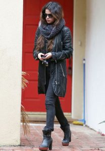 Selena Gomez Winter Street Style: Loads Of Outfit Ideas