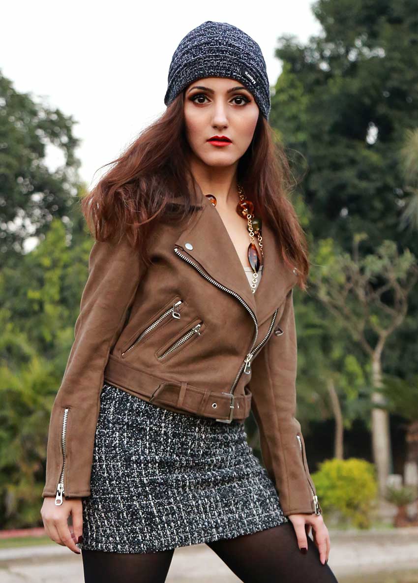 https://shilpaahuja.com/wp-content/uploads/2020/09/shilpa-ahuja-fashion-street-style-fall-winter-brown-biker-outfit.jpg